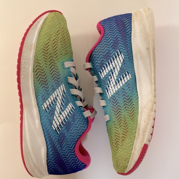 New Balance FuelCore Velocirun V1 Size 1 - Picture 4 of 14